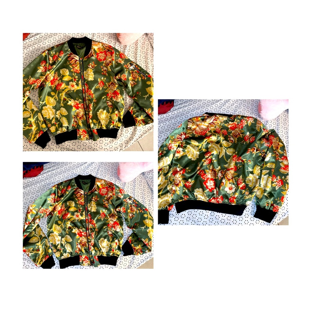 Red, green and yellow jacket. It is brand new I just put it on like one time.